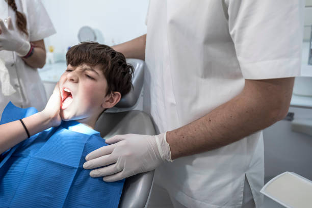 Best Emergency Dentist for Knocked-Out Tooth in Brewster, OH